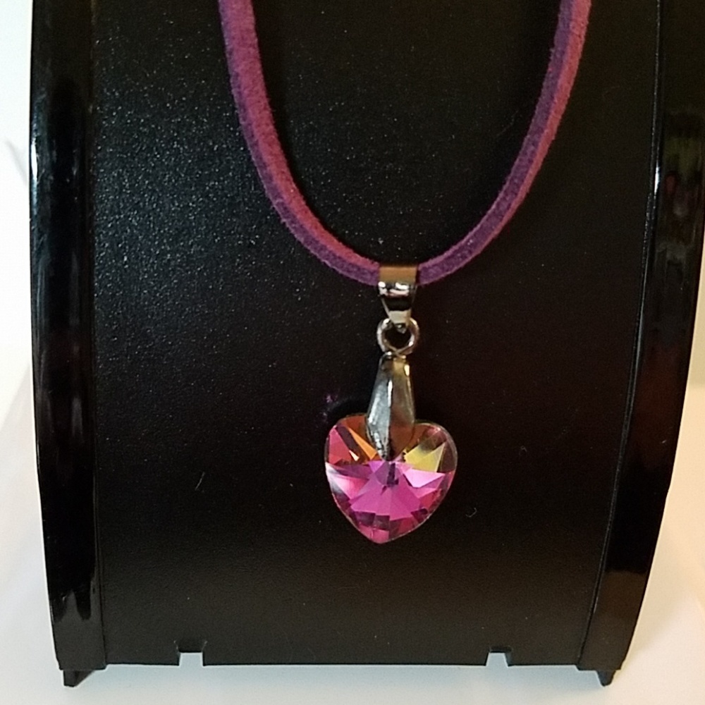 Vegan Suede Necklace 18" Purple w Pink Heart.